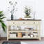 Console au design rétro, avec deux tablettes ouvertes, structure en bois de pin massif et pieds pour le salon-499004935