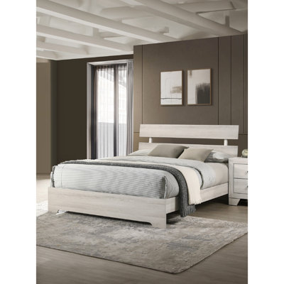 Structure de lit contemporain très grand avec finition blanche à profil bas, pièce de chambre à coucher dans une boîte, plateforme en placages de bois pour la chambre à coucher, meubles en forme de boîte, solide