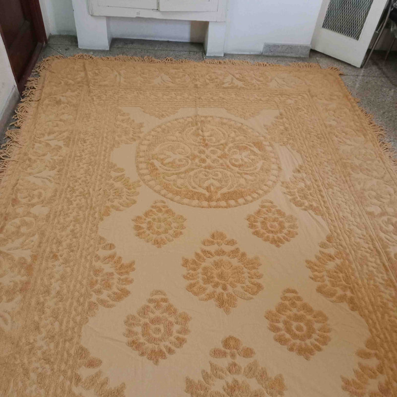 Medallion Cotton Farmhouse / Country Quilt, King, Gold