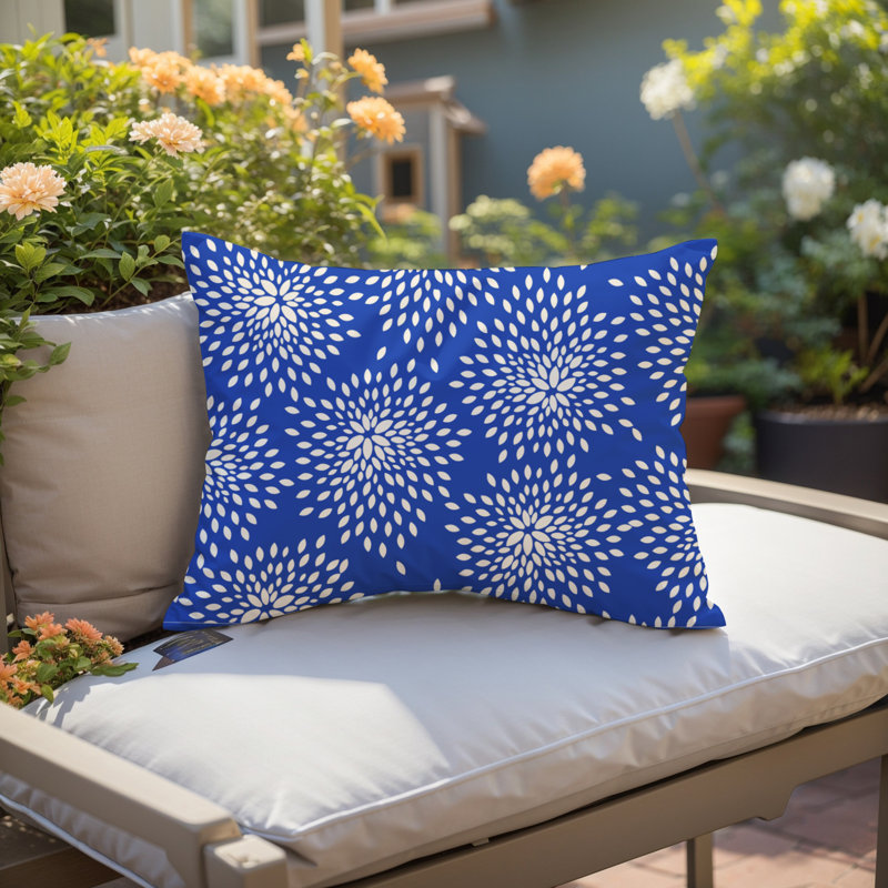 Housse et insert de coussin rectangulaire intérieur / extérieur en polyester filé Bavière, Bleu marine / crème