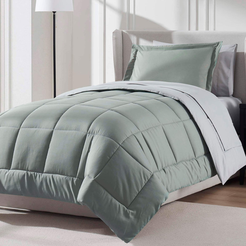 Bed-in-A-Bag Reversible Comforter Set with Bed Sheets & Memory Foam Cooling Pillows, Twin XL Comforter + 6 Additional Pieces
