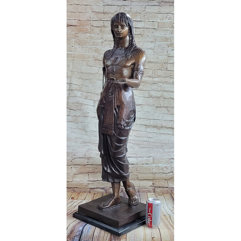 Figurines et sculptures