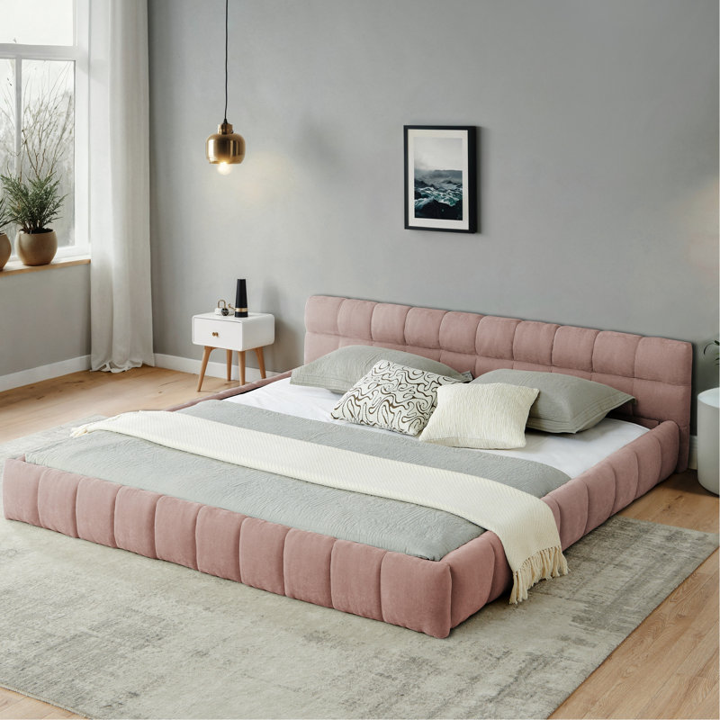 Très grand lit tapissier, rose, lit plateforme avec tête de lit et chenille épaisse, centre de chambre Comfort Ambiance Relax