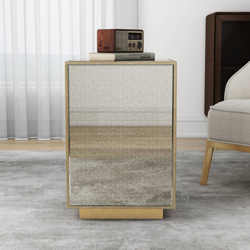 Juel Side Table