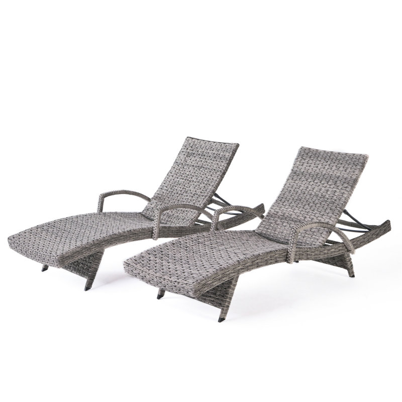 Chaise longue en gris - Ajoutez de l'élégance à votre patio Détendez-vous avec une structure en aluminium