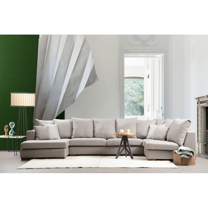 Ensemble de canapé d'angle élégant de couleur beige uni, 149,6 po x 74,0 po x 34,6 po | Structure en bois de hêtre, tissu 100% polyester, mousse 28 tons de gris doux | Comprend 3 coussins portables de 17,7 po x 17,7 po | Design scandinave élégant avec pieds en noyer