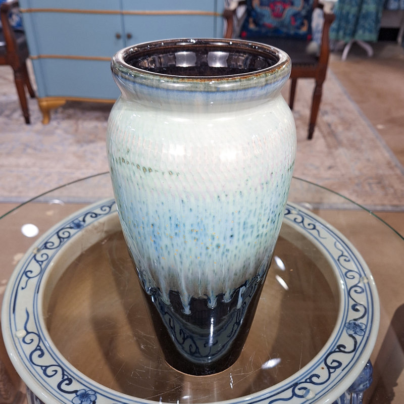 Porcelain Vase Transition Glaze