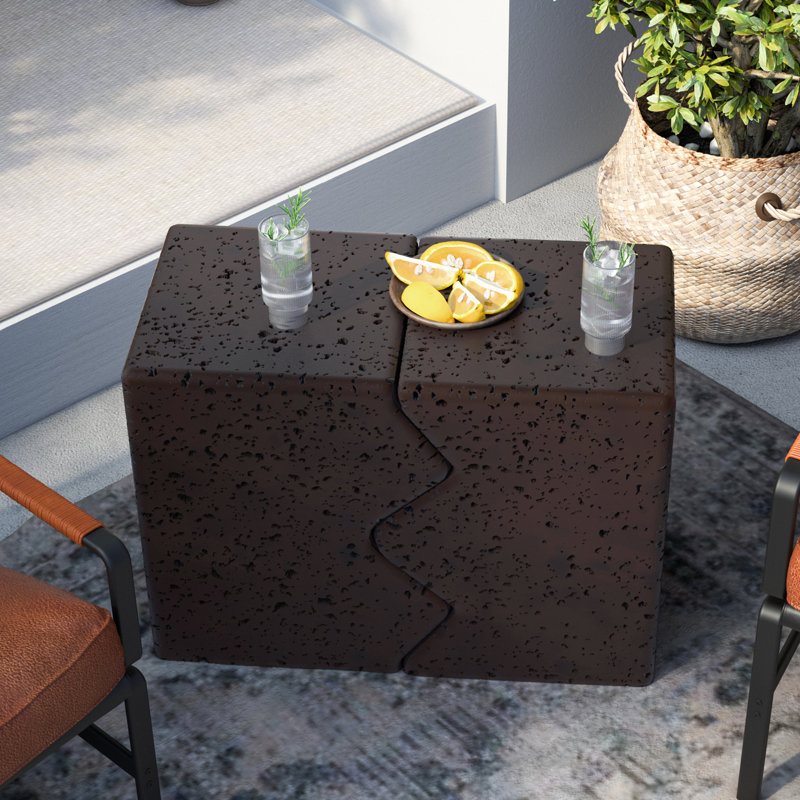 Table d'appoint en béton Alyasia, Brun