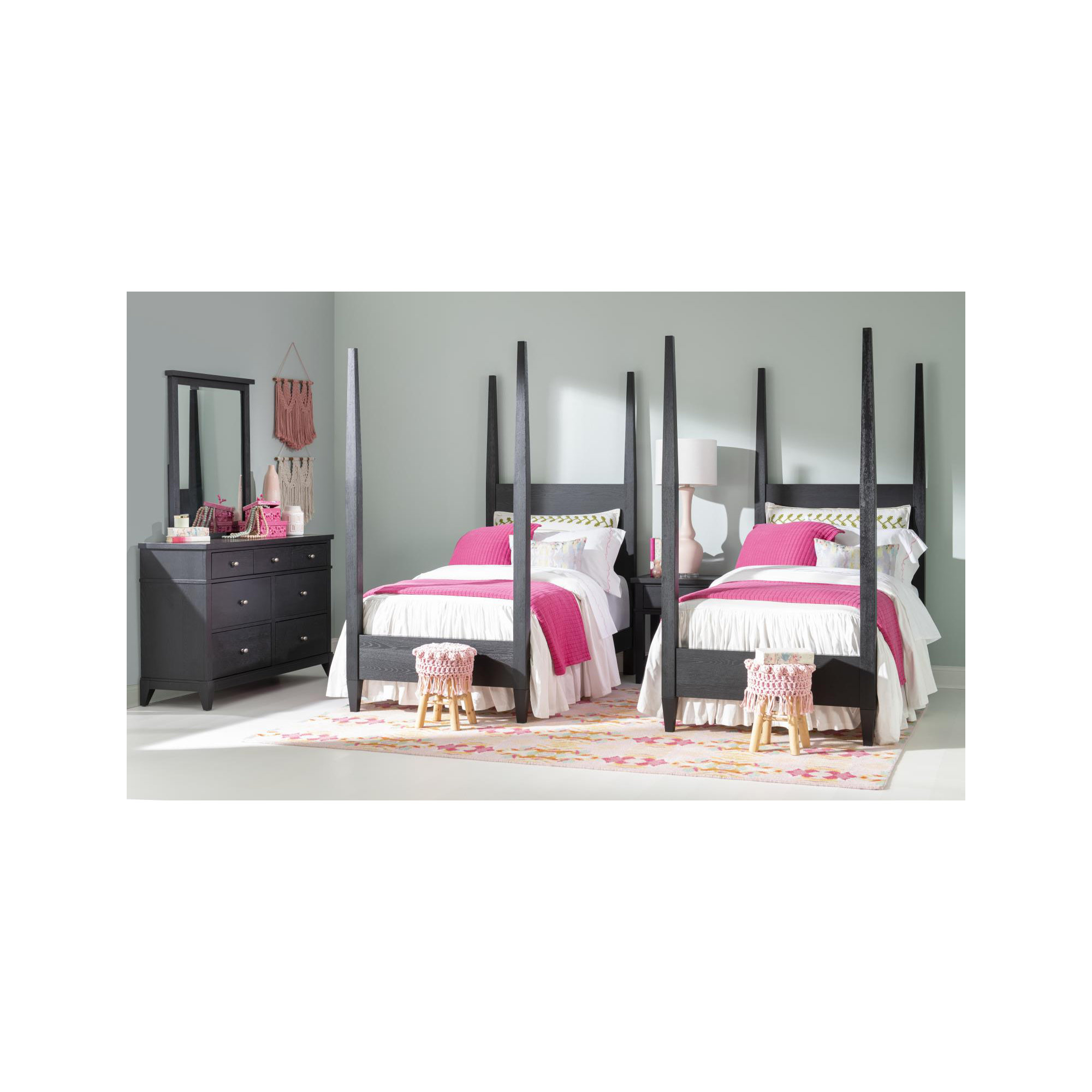 Today's Traditions Poster Bed, Black, Twin