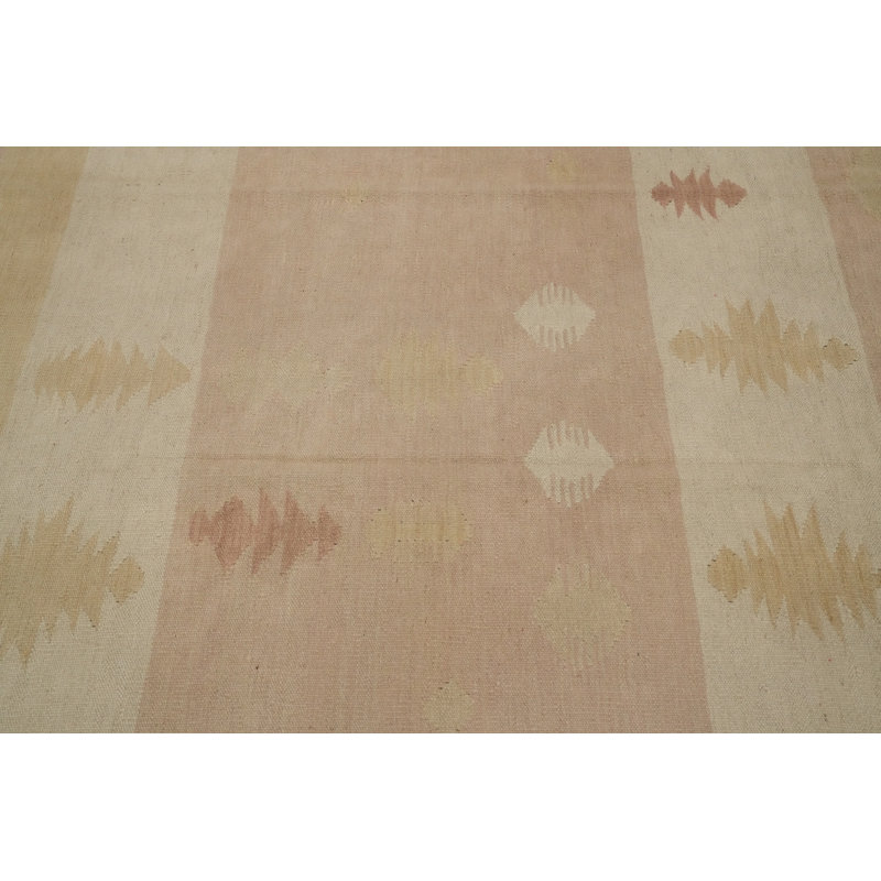 Tapis subtil à motif géométrique pastel 7 x 10