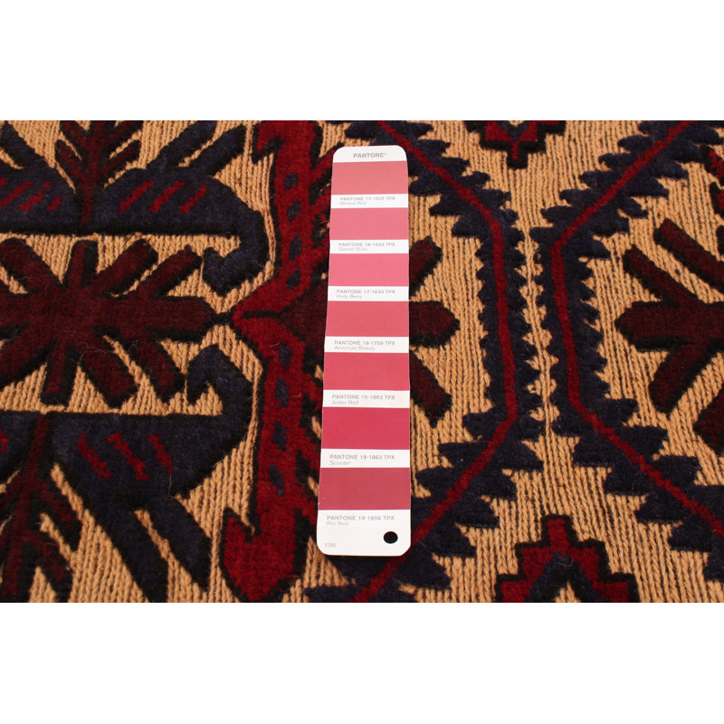 Tapis rouge Tiegan 2 pi 6 po x 12 pi 2 po