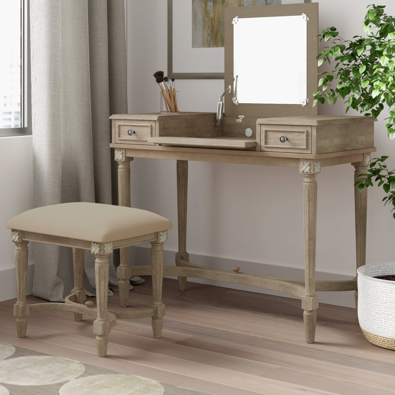 Cyndi Gray Wash Traditional Flip Top Vanity Set with Brass Accents