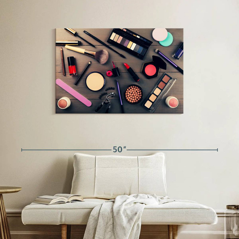 Shuttleworth Makeup Set, 26" H x 39" W