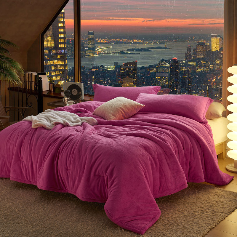 Coma Inducer Polyester Comforter Set, Queen Comforter + 2 Standard Shams, Pink