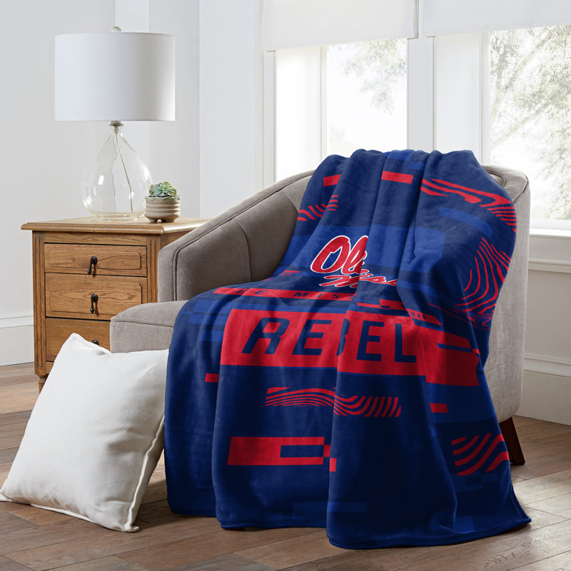 Throw Blanket, Blue/Red, Rebels