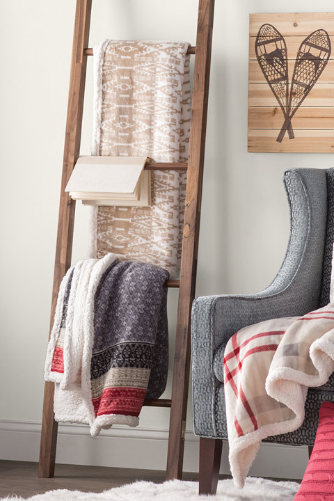Blankets & Throws