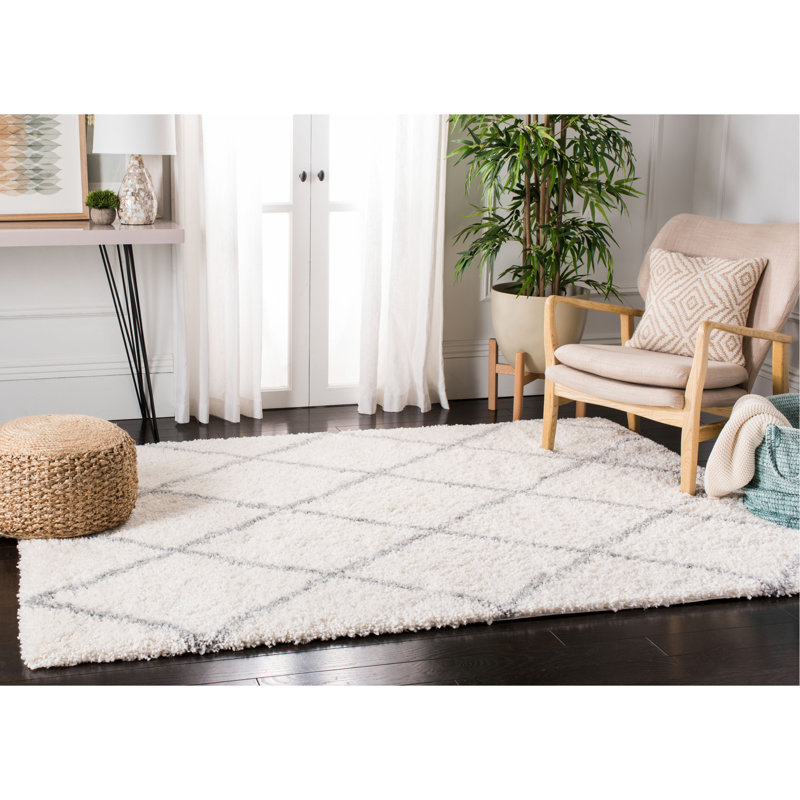 Dubay Shag Performance Geometric Rug, Rectangle 5'3" x 7'6"