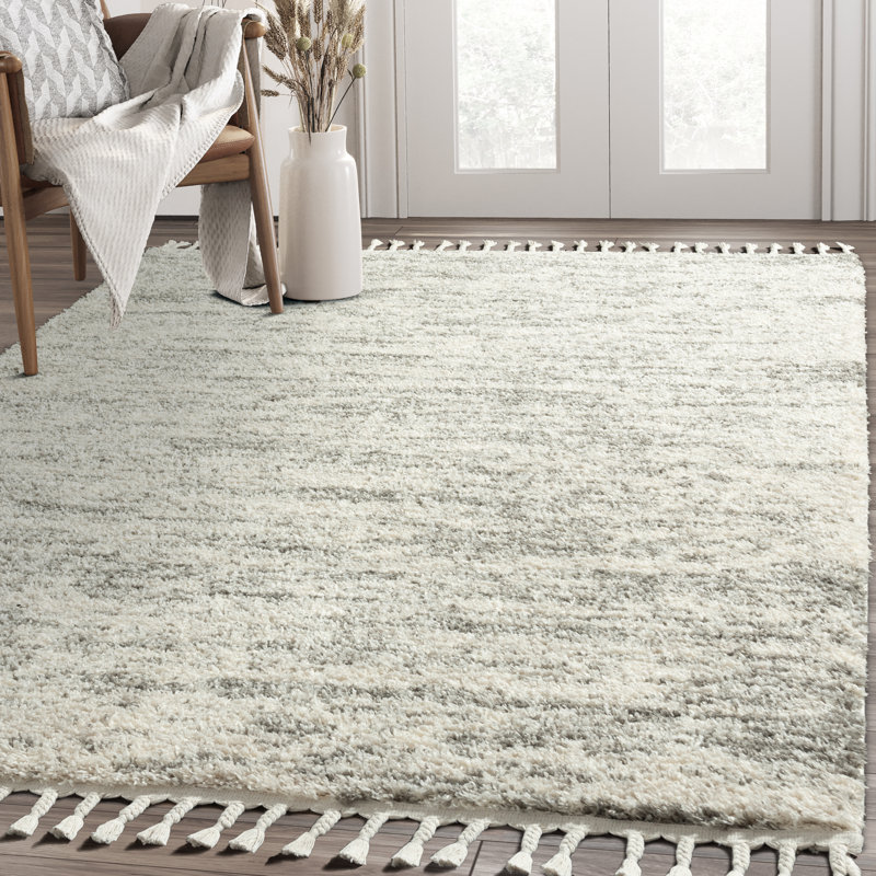 Tapis gris à poils longs Bruford, Rectangle 5 pi 3 po x 7 pi 6 po