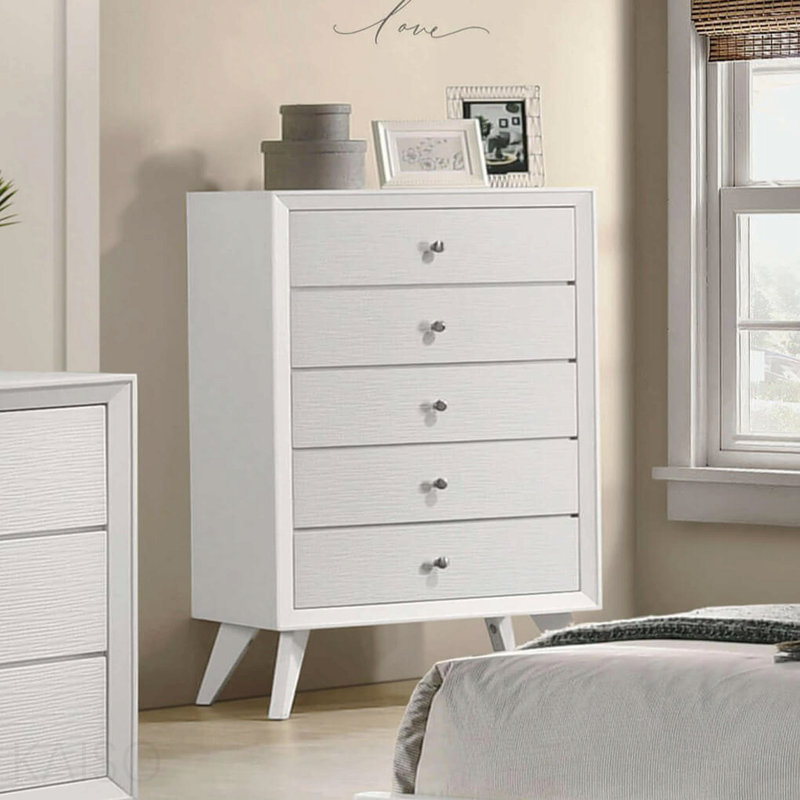 Contemporary Style Chest