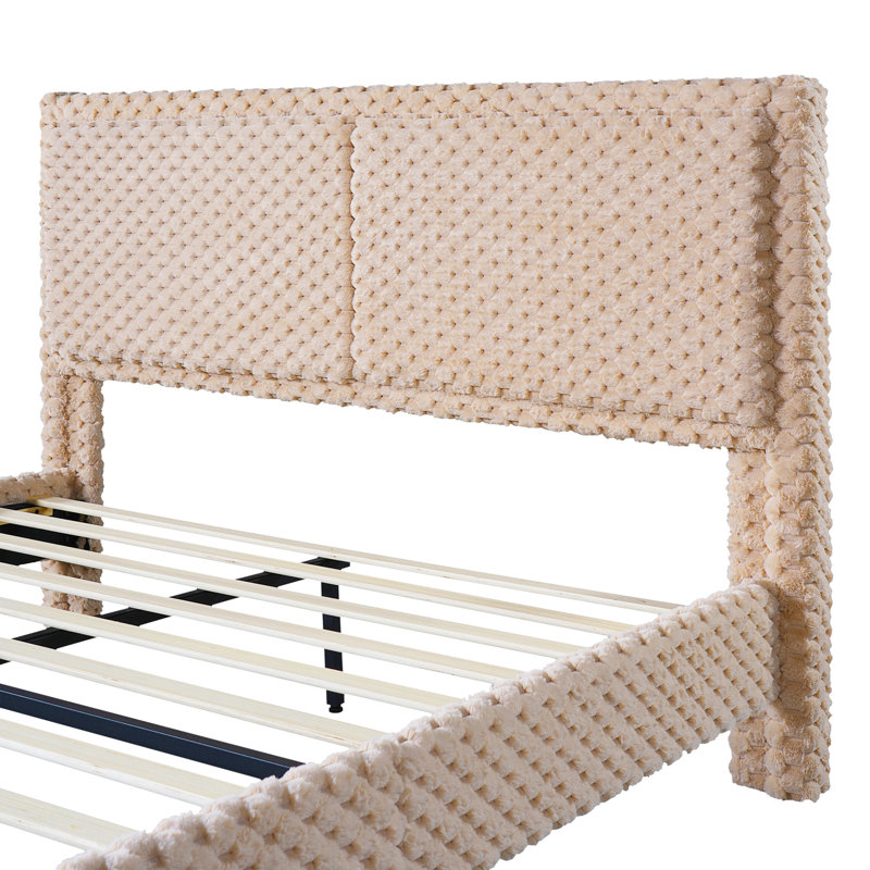 Lit simple, moelleux et moderne, lit moelleux, lit confortable, grand lit, Chameau