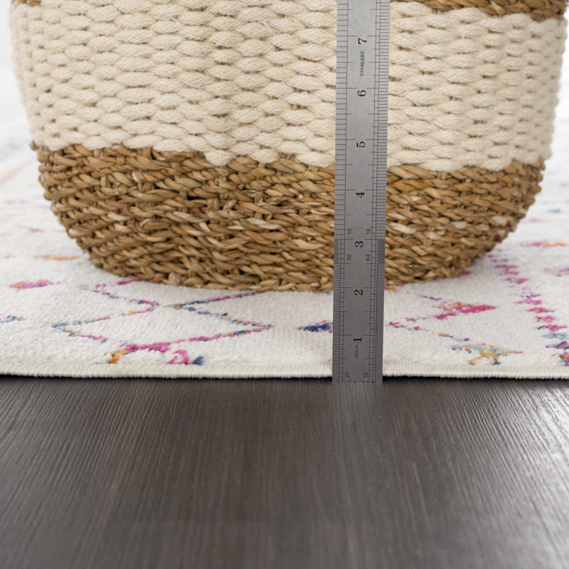 Aleiya Southwestern Indoor Rug, Runner 2'7" x 7'3"