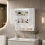 Armoire de salle de bain moderne de 76 cm (30 po) avec tablette réglable, armoire à pharmacie murale avec charnières à fermeture douce et design à étagères ouvertes
