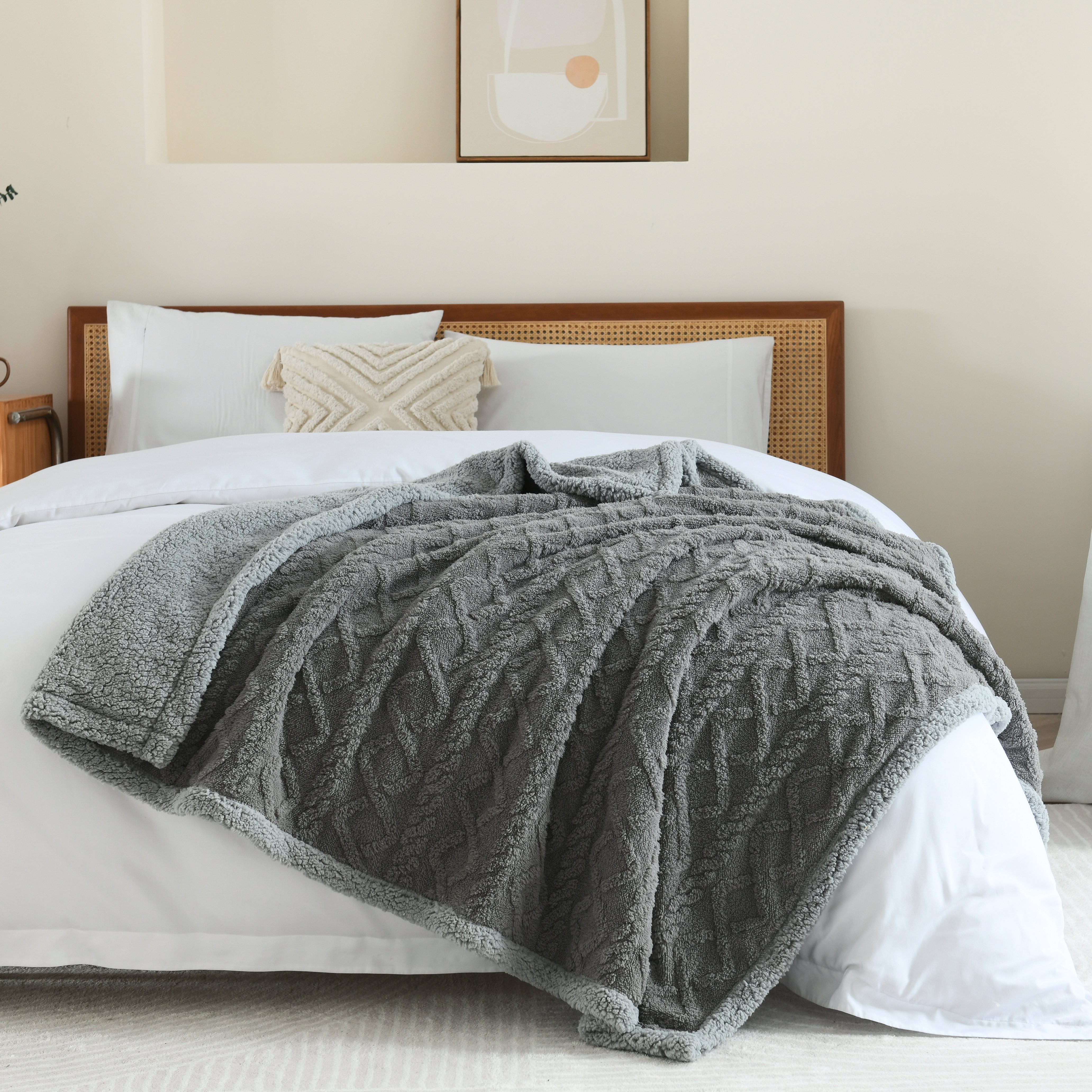 Arvle Down Alternative Molly Botanicals Reversible Comforter Set August Grove Size: Queen Comforter + 2 Pillow Shams