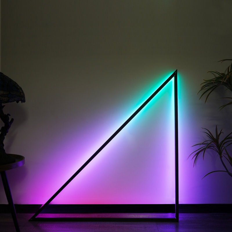 Lampe DEL sur pied 41,3 po Ahyana
