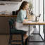 Tabouret de comptoir moderne à dossier courbé et rembourré-85609982