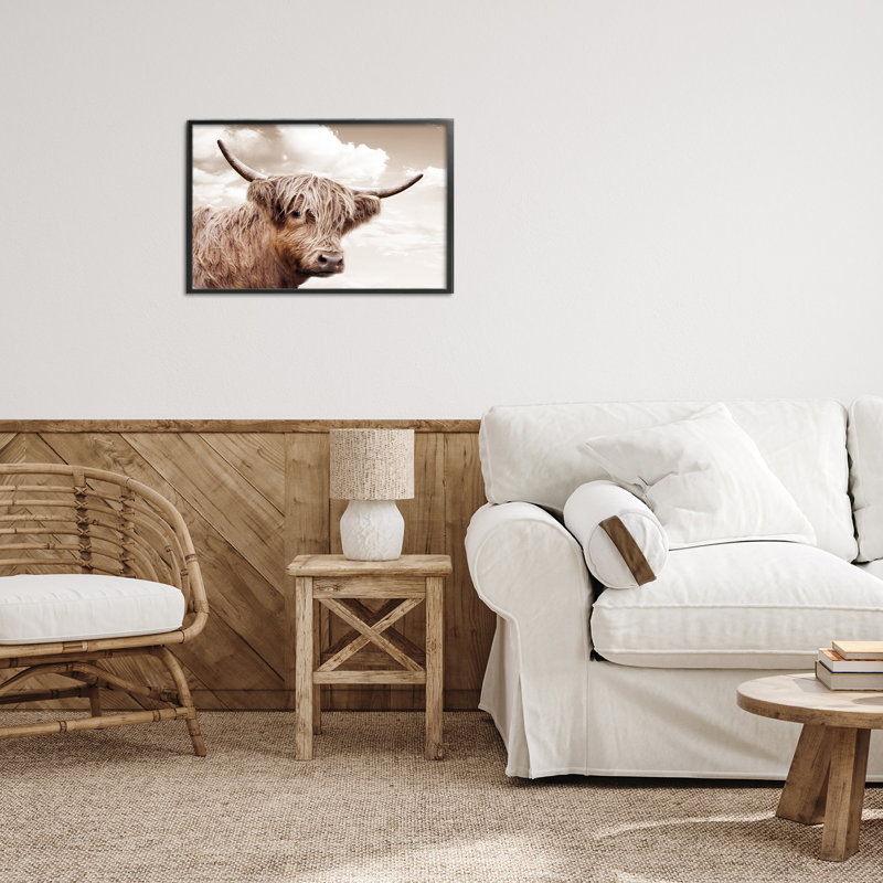 «Shaggy Highland Cow & Clouds», estampe numérique, conception par CAD Designs, H 12 po x l 18 po