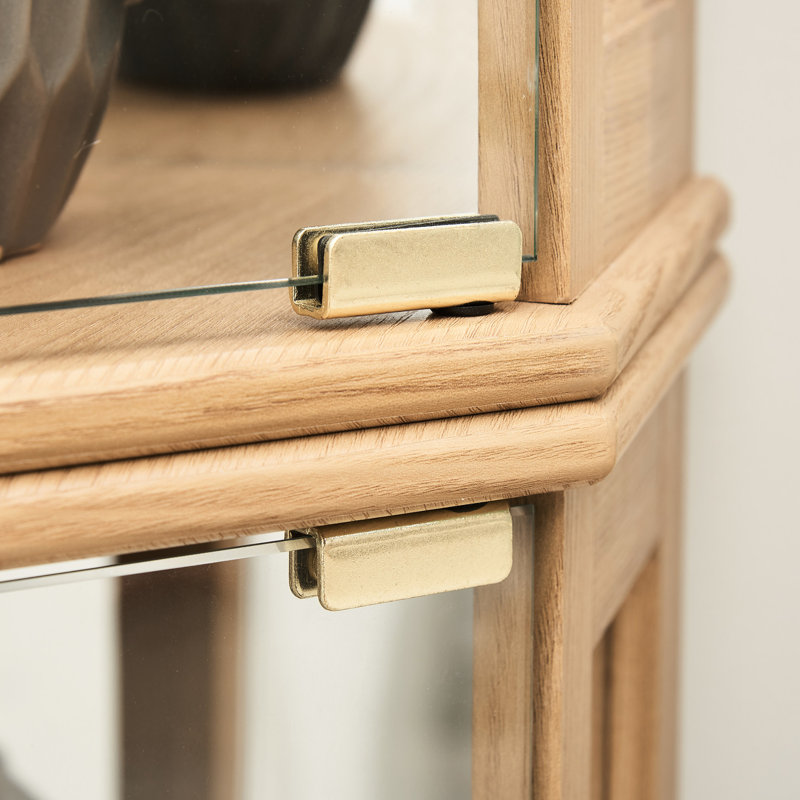 Meuble pour salon en chêne - courbe gracieuse avec portes en verre et rangement éclairé, côté spacieux