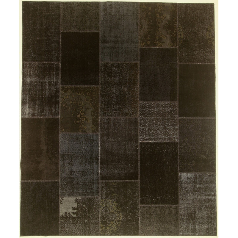 Geometric Area Rug in Brown