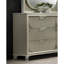 Commode contemporaine 1 pièce en argent avec poignées en acrylique, panneaux en relief et 6 tiroirs pour un rangement élégant