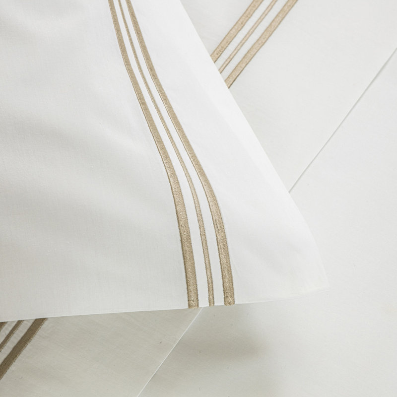 Triplo Bourdon Pillow Case, White/Savage Beige, King