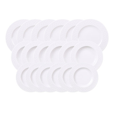 18 Piece Porcelain Dinnerware Set - Service for 6