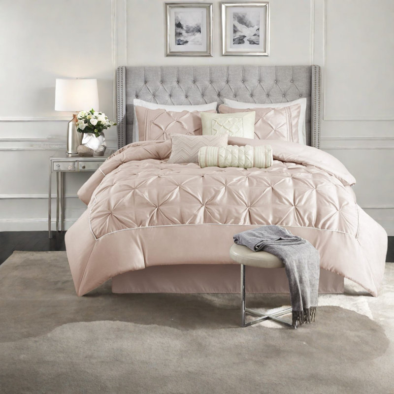 Elegant 7-piece Bedding Set, Polyester Comforter, Modern Bedroom