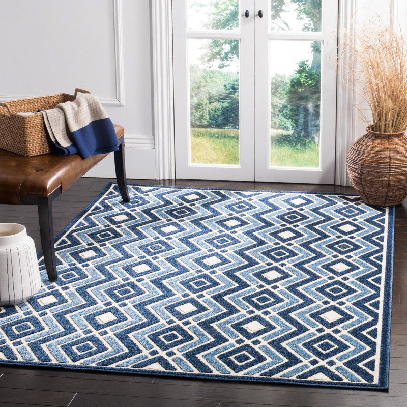 Tapis intérieur / extérieur bleu Woodford, Rectangle 5 pi 3 po x 7 pi 7 po