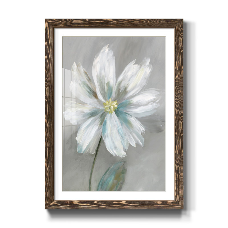Simple Flower I - cadre photo, reproduction d'art sur papier, Noyer, H 31,5 po x l 23,5 po x P 1,5 po