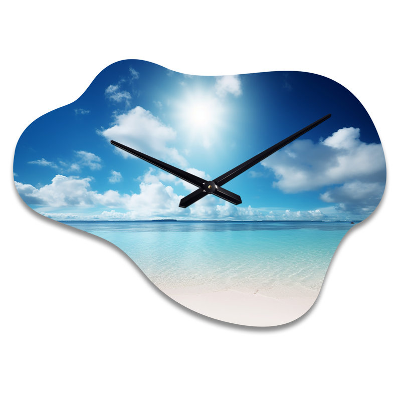 Sable et bleu mer des Caraïbes II - horloge asymétrique en métal plage, impression d'horloge murale nuage bleu, Grand