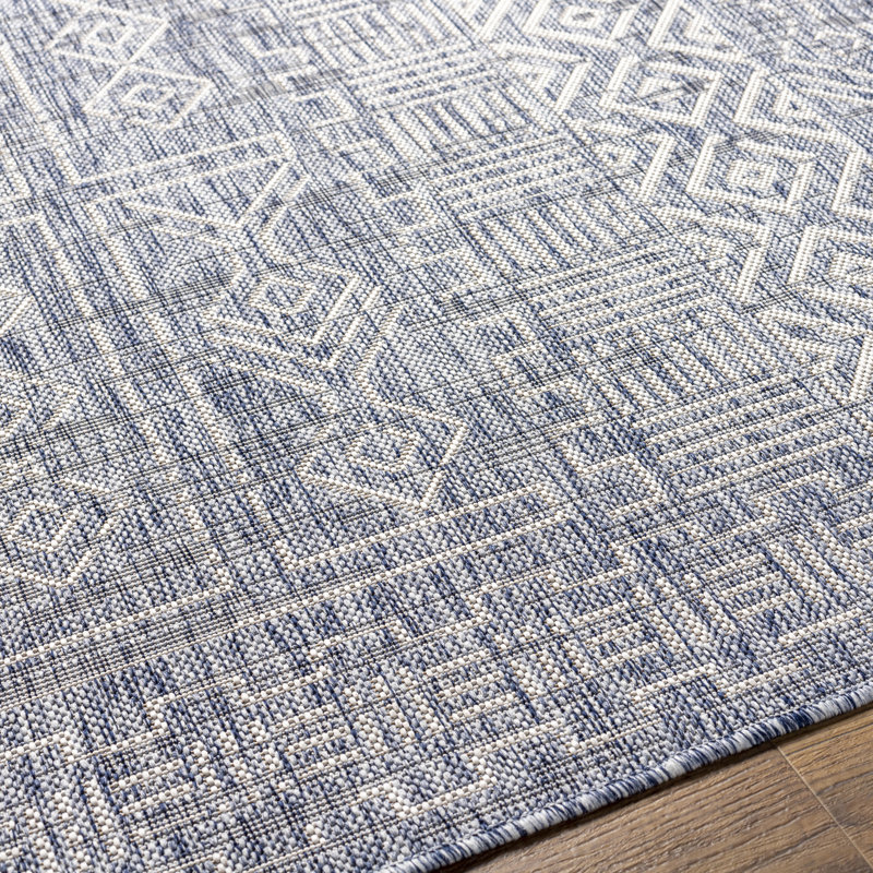 Mendota Indoor / Outdoor Rug, Round 7'10"