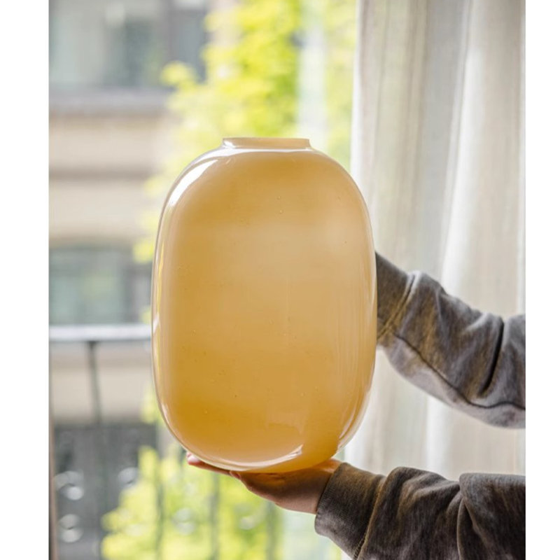 Vase de table en verre Everalda, H 11,8 po x l 7,87 po x P 7,87 po, Jaune