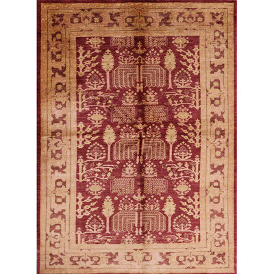 Tapis brun à motif oriental