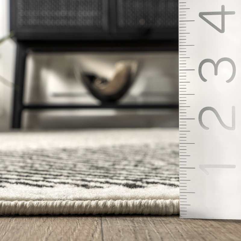 Modern Mountain Striped Area Rug, Rectangle 2' x 3'
