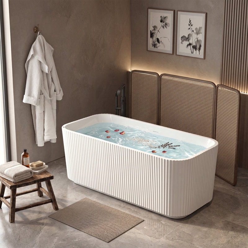 Baignoire tourbillon autoportante 67 po en acrylique brillant blanc avec drain chromé 67 po