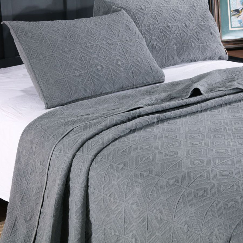 Modern & Contemporary Cotton Blend Quilt, Gray, Queen