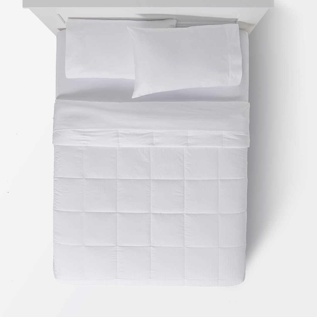 World's Biggest Blanket "The Relationship Saver" - Colossal™ Lightweight Down Alternative Blanket Downlite 
