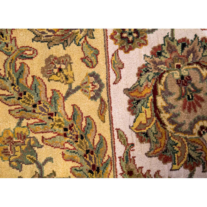 Tapis ivoire et doré de qualité supérieure noué à la main