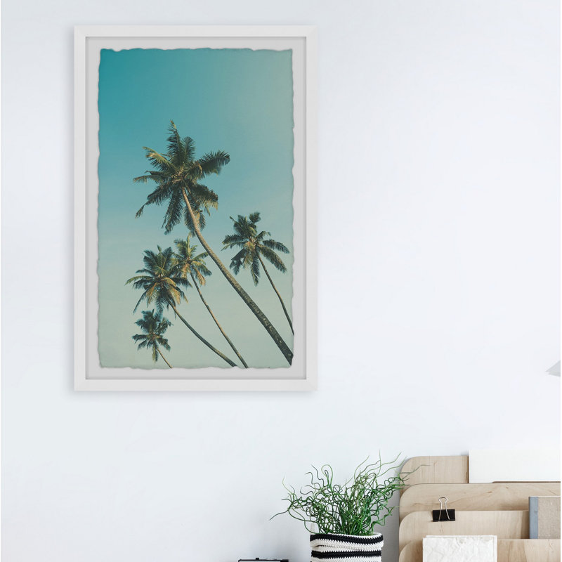 « incline palmiers », reproduction de photo sur papier encadrée, H 45 po x l 30 po x P 1,5 po