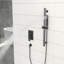 Douche carrée de 10 pouces en noir mat - fixée au mur avec barre coulissante réglable - valve équilibrée et tête de jeu-124566164
