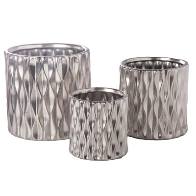 Urban Trends Collection Ceramic Pot Planter